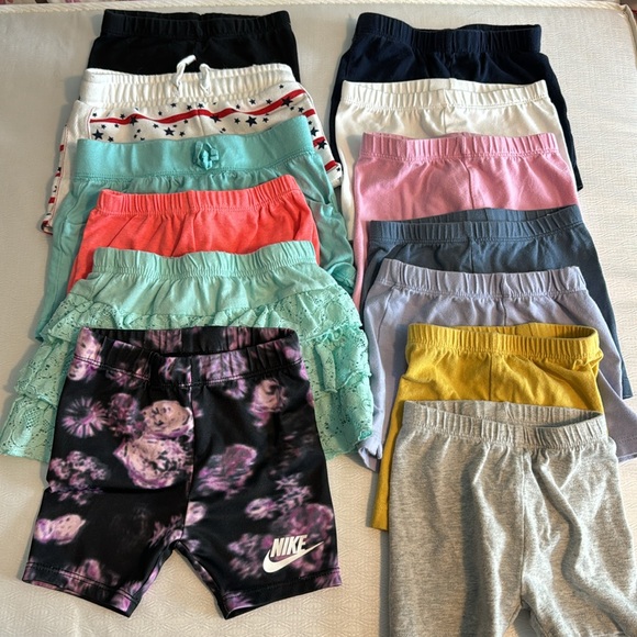 26 PIECE LOT! 18-24M G/VGUC - Picture 3 of 16